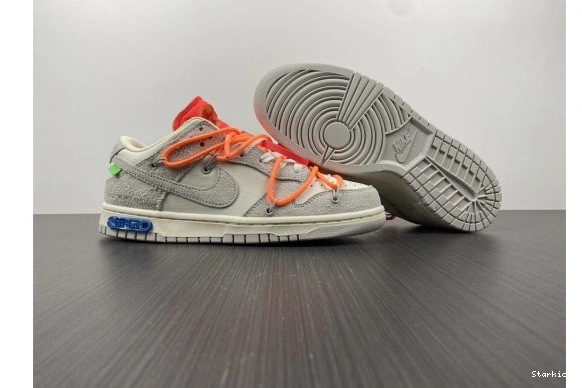 Lot Nike 31 O-W DJ0950-116 Low Dunk 0927
